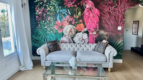 Stunning 1 bedroom apartment with view Apartment in Eagle Rock