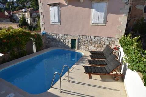 Patio, Balcony/Terrace