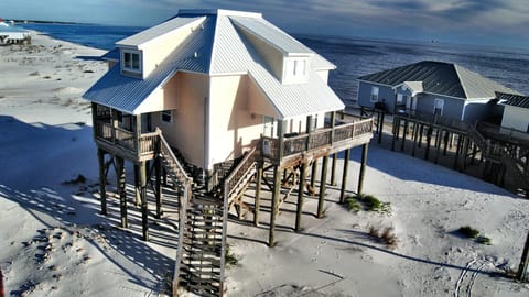Kowabunga - 102 Shell Ct House in Dauphin Island