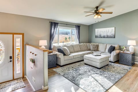 2 Mi to Main St, Sturgis! Spacious Group Getaway House in Sturgis