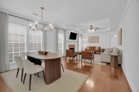 Modern 3BR Family Home in East Montgomery House in Montgomery