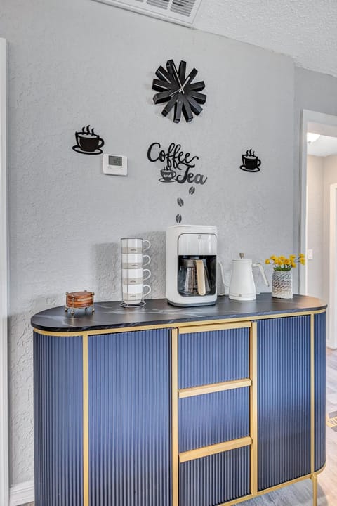 Coffee/tea facilities