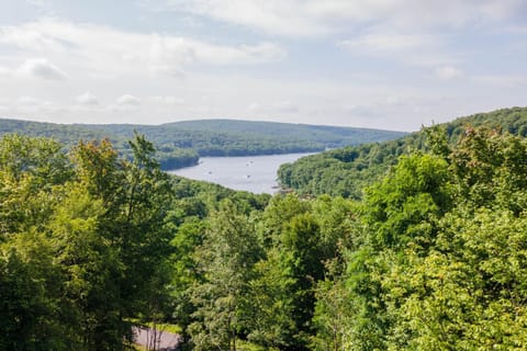 Wilderness Walk House in Deep Creek Lake