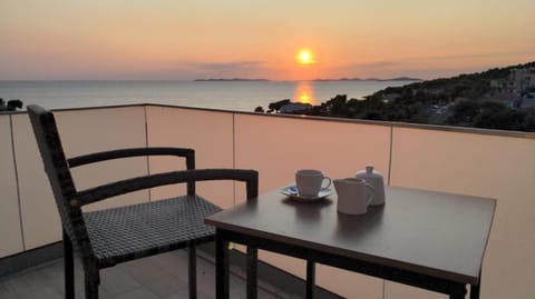 Balcony/Terrace, Sea view, Sunset