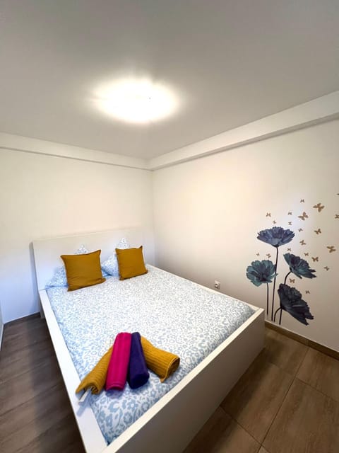 Rosny Sous Bois, charmant appartement en plein verdure Apartment in Île-de-France