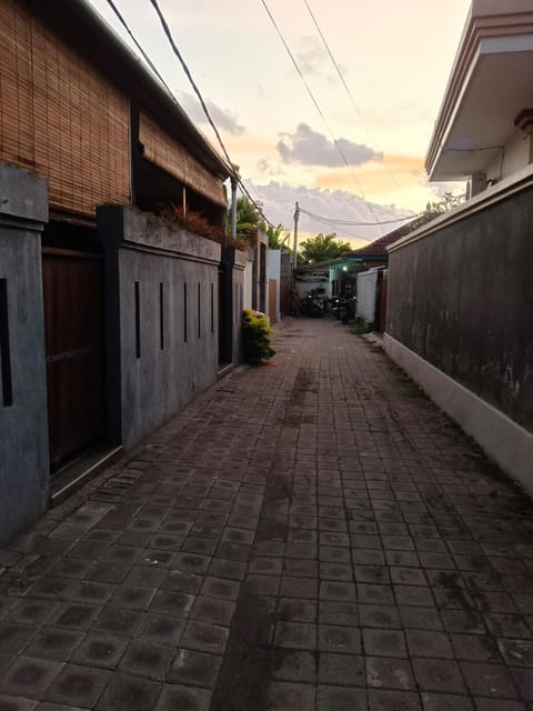 Property building, Neighbourhood, Street view