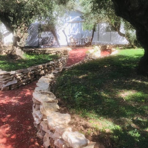 Barreira beachfront Tents 9 Campground/ 
RV Resort in Messenia