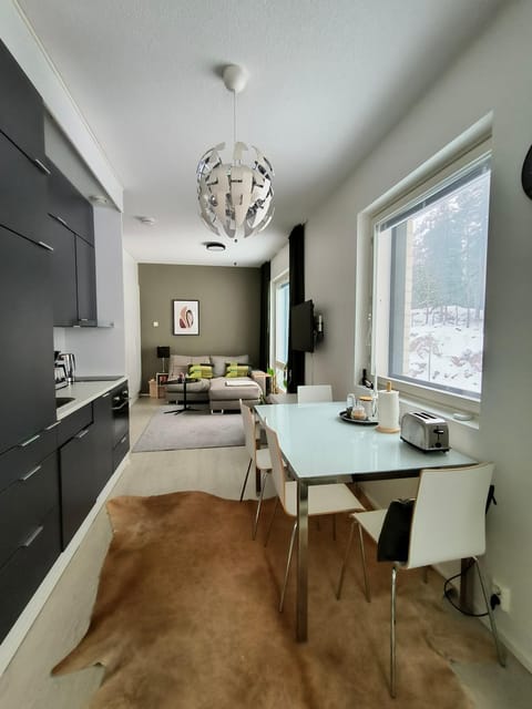 Cozy apartment next to the airport Apartment in Helsinki