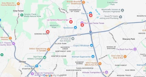 ★ Luxurious Two-Story Home ★ Near La Cantera/Rim House in San Antonio