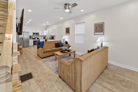 Cozy Indy Stay - Beville Ave Retreat 1 House in Indianapolis