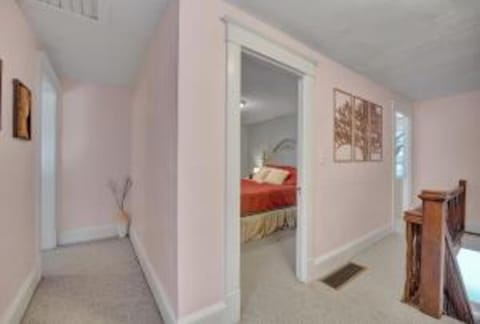 Area and facilities, Area and facilities