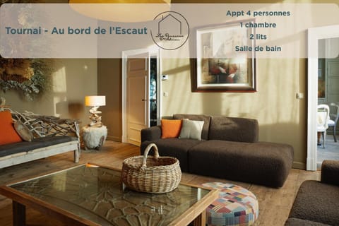 Living room, Seating area, Text overlay