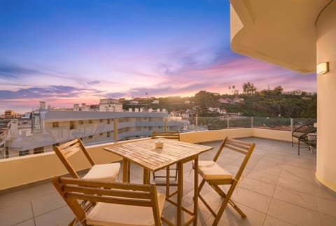 Patio, Day, View (from property/room), Balcony/Terrace, Dining area, Sunrise, Sunset