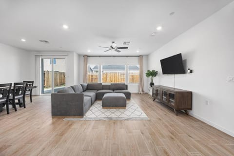 Communal lounge/ TV room, Other