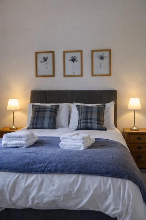 Misty Isles View Apartment in Portree