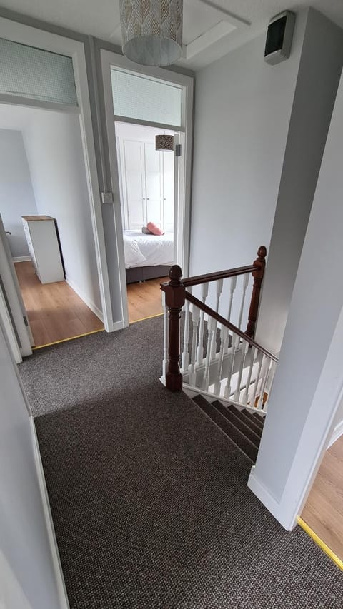 Home Away from Home in Waterford 4 bed rooms House in Waterford City