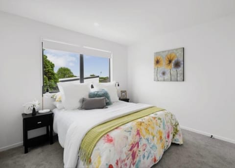 Unique Stays Bed and Breakfast in Auckland