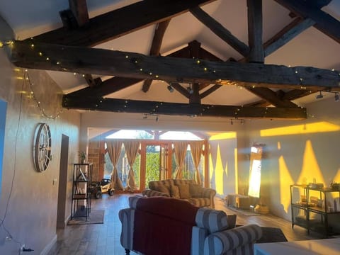 The Barn - Batley West Yorkshire - horse stays Villa in England