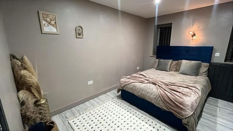 The Barn - Batley West Yorkshire - horse stays Villa in England