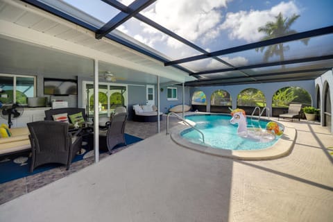 Swimming pool