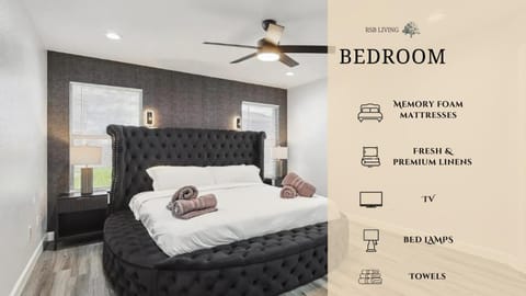 5BR Getaway in DeSoto with Pool Hot Tub & Cinema Villa in DeSoto