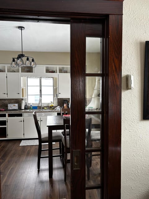 The Inn on Holgate Avenue Apartment in Ohio