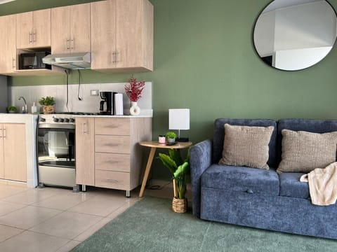 Kitchen or kitchenette, Living room