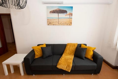 Bright with 2 Terraces and PS5, Near the Center Apartment in Conegliano