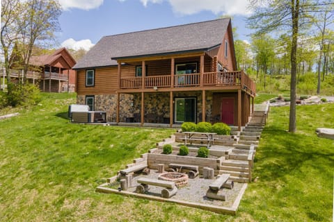 Alpine Lodge House in Deep Creek Lake