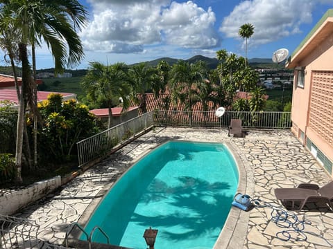 Swimming pool, Swimming pool