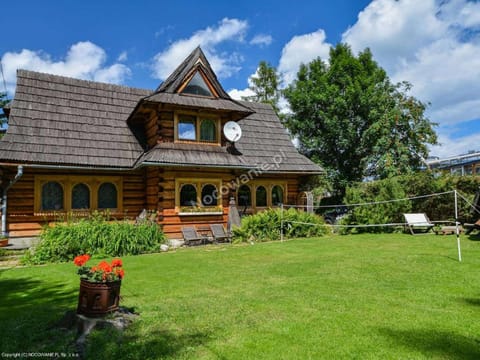 Property building, Garden, Garden view