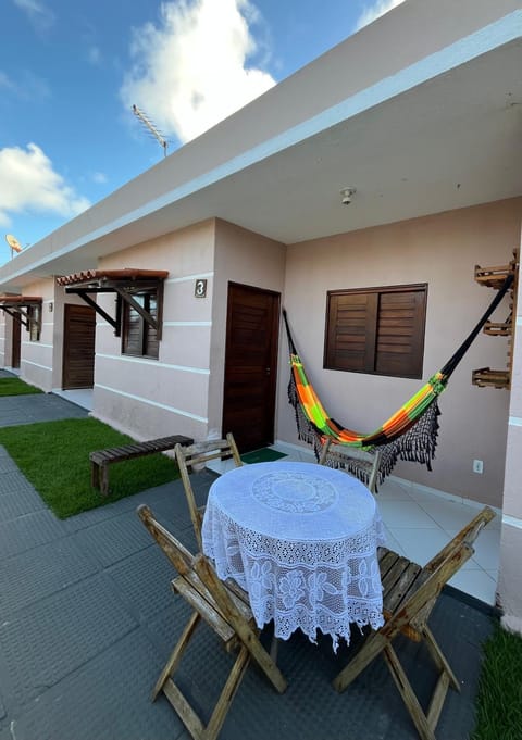 Facade/entrance, Balcony/Terrace
