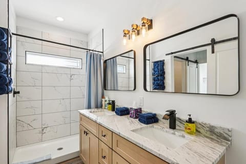 Oasis Green House in Saint Augustine