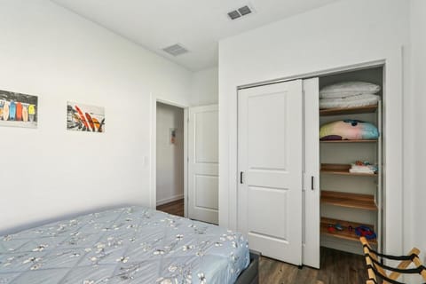 Oasis Green House in Saint Augustine