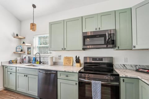 Oasis Green House in Saint Augustine