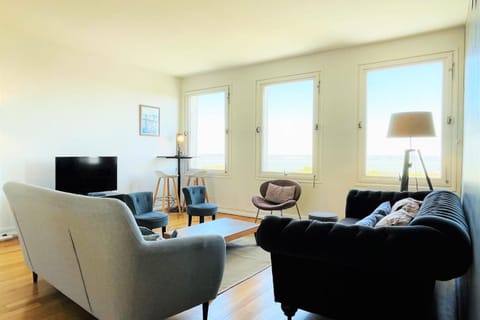 Vue Baie de Seine - Parking - Pont de Normandie Apartment in Honfleur