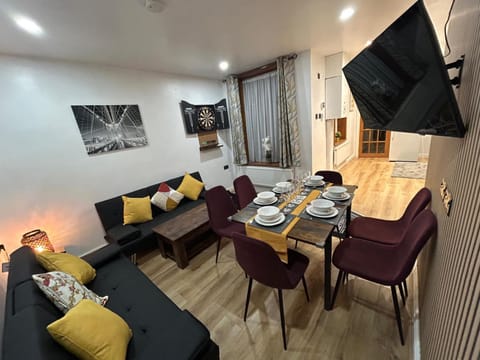 Communal lounge/ TV room, Darts, Darts, Living room, Dining area
