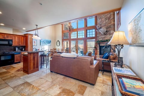 Luxury Elkpoint 1-True Ski-In Ski-Out Family Villa House in Purgatory