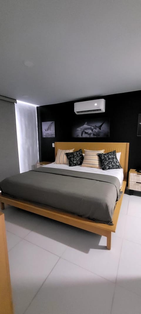Bedroom, air conditioner