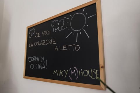 Decorative detail, Text overlay, Breakfast