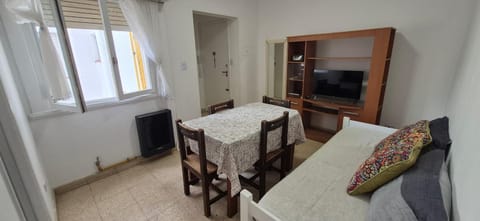 Communal lounge/ TV room, Dining area