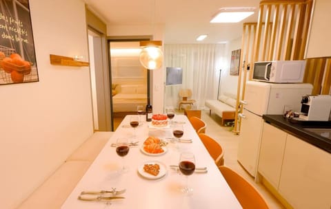 Kitchen or kitchenette, Dining area, Food