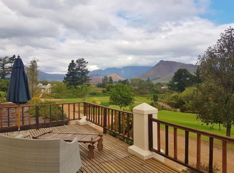 Natural landscape, Garden, View (from property/room), Balcony/Terrace, Garden view, Mountain view
