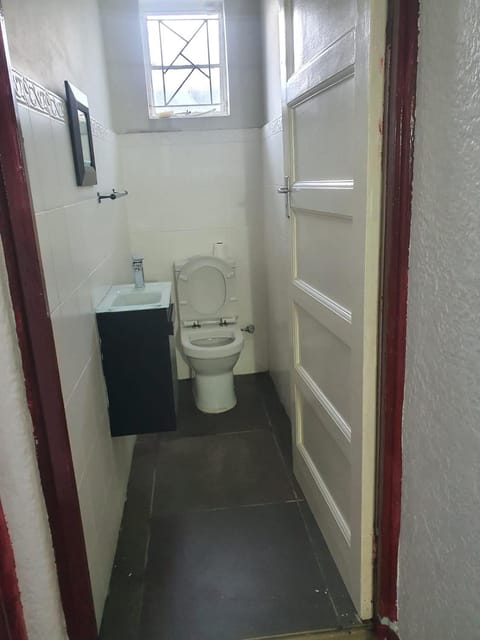 Ludiz Self Catering Accommodation Bed and Breakfast in Cape Town