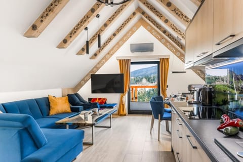 Kitchen or kitchenette, Living room, Seating area