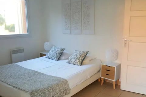 46m with terrace - residence with pool Apartment in Porto-Vecchio