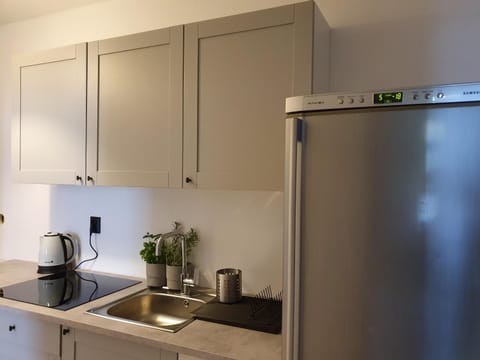 W Centrum Pokoje Świętojańska 135 Vacation rental in Pomeranian Voivodeship