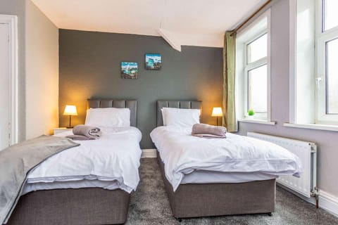 Bright & Spacious 3 Bedroom House in Haltwhistle House in Haltwhistle