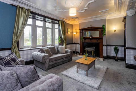 Bright & Spacious 3 Bedroom House in Haltwhistle House in Haltwhistle