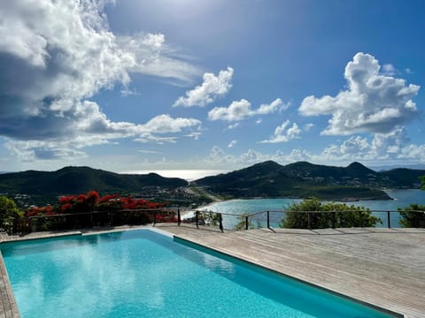 Day, Natural landscape, Mountain view, Pool view, Swimming pool, Swimming pool